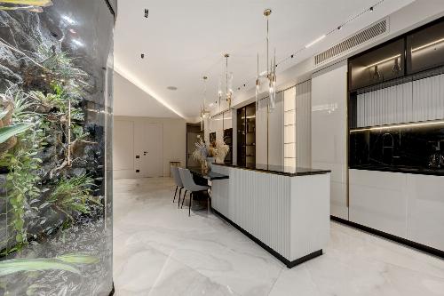 Apartament exclusivist cu grădină privată de 130 mp în One Floreasca Vista 6