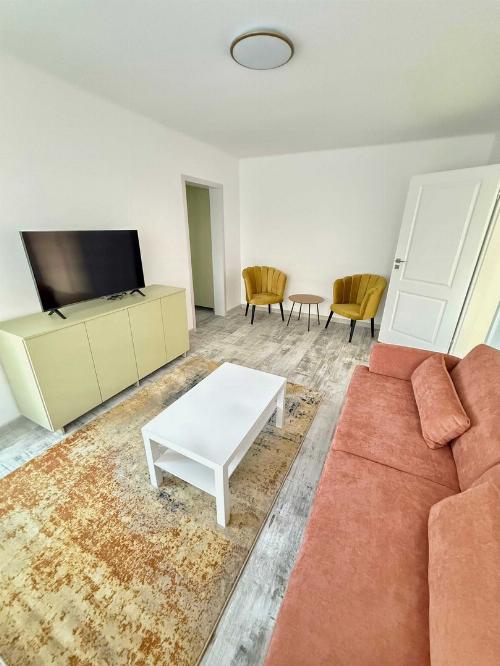 Apartament 2 camere Parc Bazilescu de inchiriat. 2