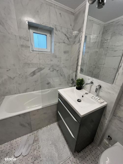 Rent 4-room apartment with park view 13