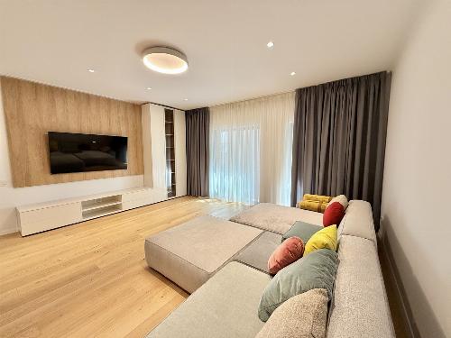 Bloc boutique / Prima închiriere 7