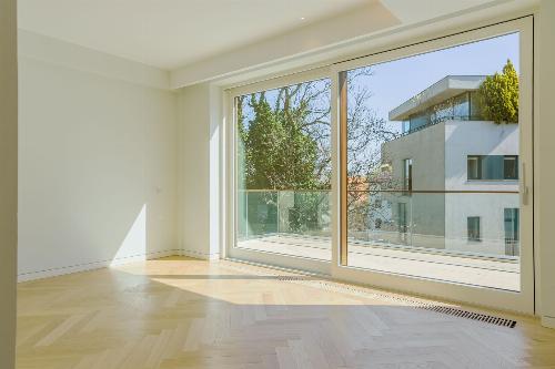 Aviatorior, 4-room apartment and own courtyard 1