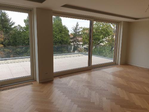 Aviatorior, 4-room apartment and own courtyard 7