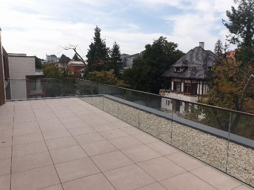 Aviatorior, 4-room apartment and own courtyard 9