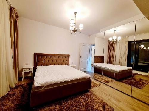 Boutique block / 3 rooms fully furnished and equipped 15