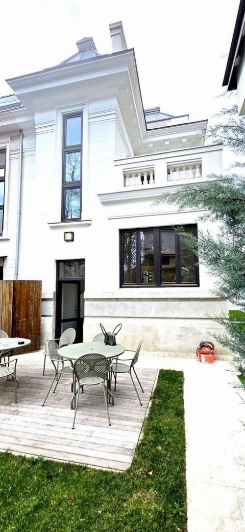 Vila premium cu arhitectura contemporana. Rezidential sau birou 1