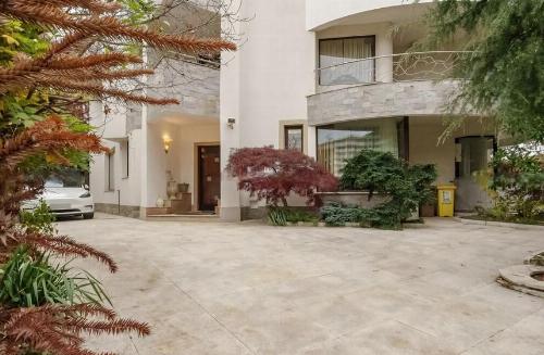 Vila de vanzare in Erou Iancu Nicolae 16