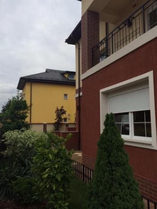 Strada privata / vila individuală / garaj 6