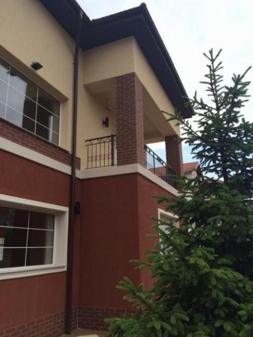 Strada privata / vila individuală / garaj 7