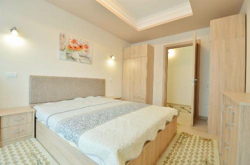 4 Camere | Chirie | Loc de parcare 6