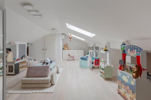 Vila cu Design Excelent | Mobilata (Poze Reale) | Pipera 12