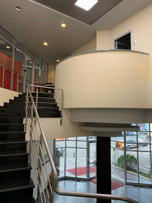 Romanitza Office Building 7