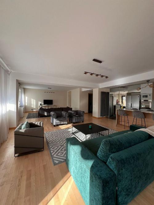 Herastrau | 3 Camere cu gradina | Loc de parcare 2