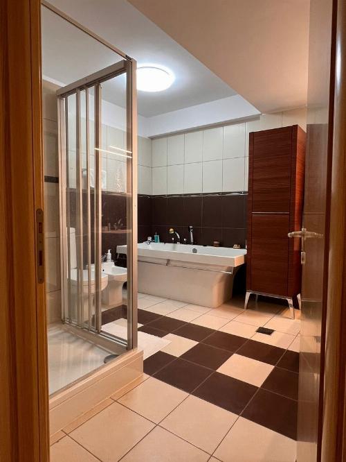 Herastrau | 3 Camere cu gradina | Loc de parcare 6