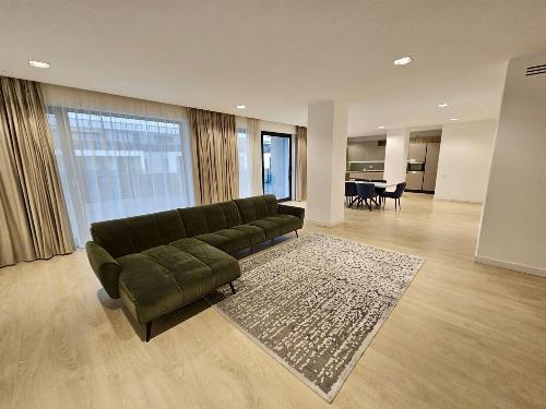 Vedere pădure / Penthouse cu terasă spectaculoasă / 2 parcări 9