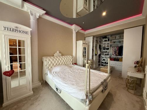 4 spacious rooms, two terraces, direct access to Herastrau Park 10