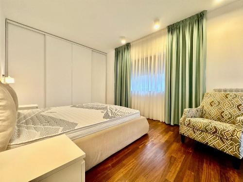 Herastrau, 4-room apartment for rent 18