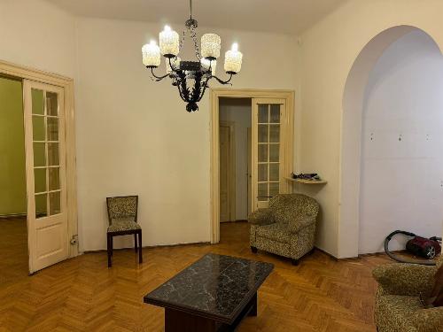 Residence in an interwar villa | Heritage Architecture | 4 rooms 2