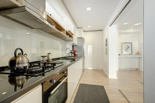 Bloc boutique / complet mobilat și utilat / parcare 4