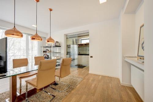 Boutique block / fully furnished and equipped 4