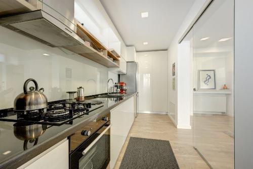 Boutique block / fully furnished and equipped 6