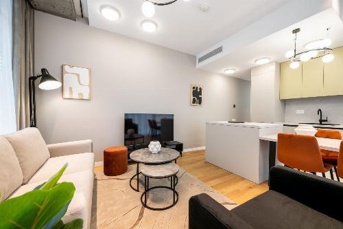 Up Site / prima închiriere 3