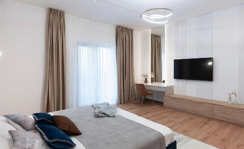 Spectacular 4-room penthouse with panoramic terrace 10