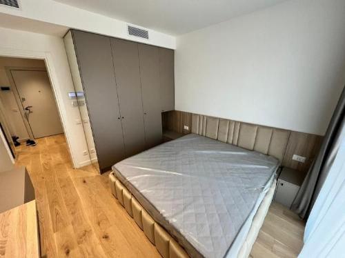 2 Premium Rooms with Underground Parking | Nusco Phase 2 | Fully Furnished & Out 6