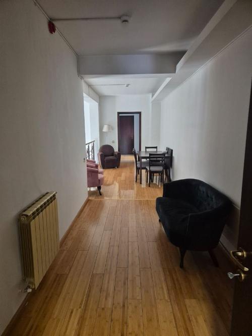 Cotroceni, apartament in vila de inchiriat. Birou/rezidential 5