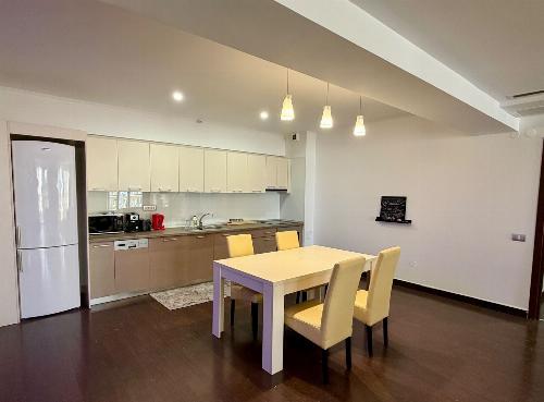 Apartament 3 camere – 142 mp | Terasă | 2 parcări subterane incluse 3