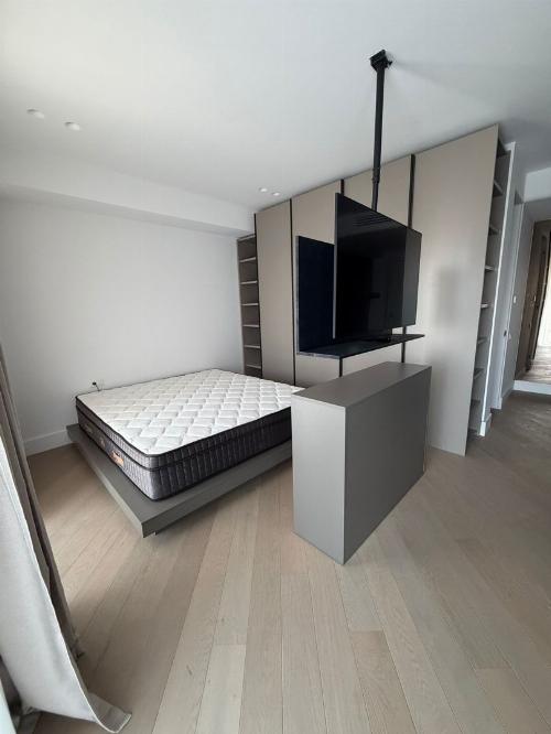 Premium Studio | Curtain 126 9