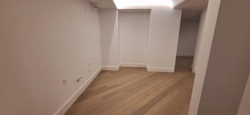 Elegant 3-Bedroom Apartment | Erou Iancu Nicolae | High-End Finishes 2