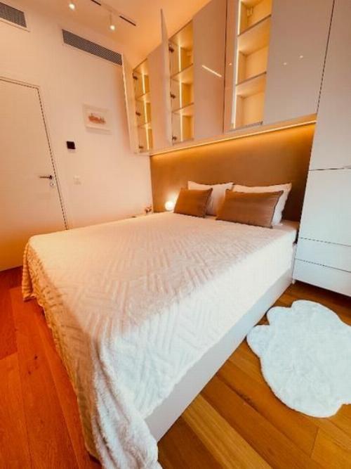 First Rental, Up-Site 11