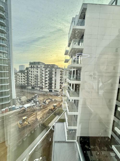 One Lake Club / fully furnished and equipped apartment 5