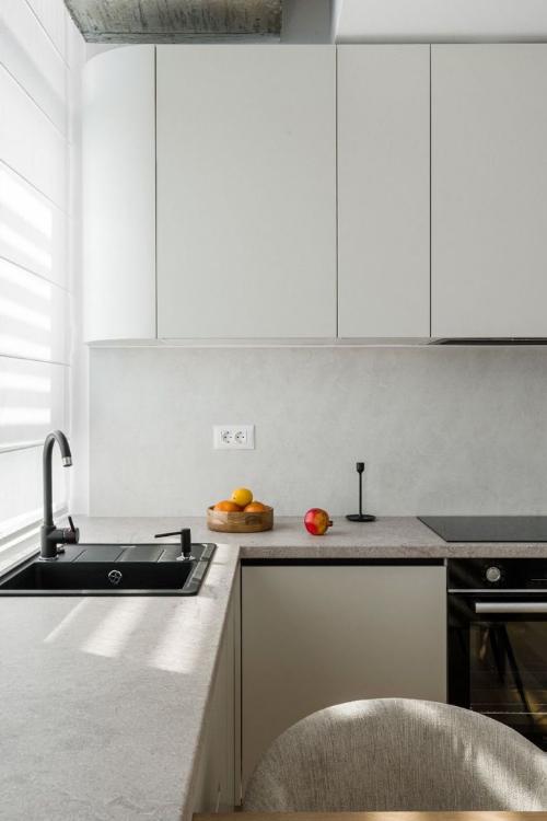 Spectacular fully furnished apartment. Parking and speaker included. 10