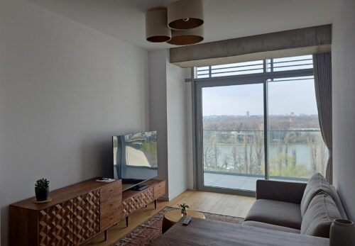 Crosspoint Imobiliare – Crosspoint Real Estate- 2 camere lux / vedere lac / parcare si boxa incluse - crosspoint-imobiliare.ro