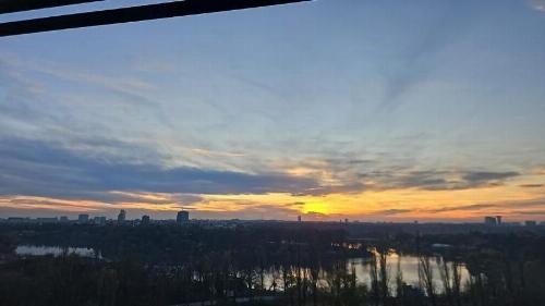 2 camere lux / vedere lac / parcare si boxa incluse 3