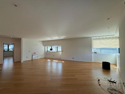 Aviation | Office Spaces | Immediate access to the metro and business area 2