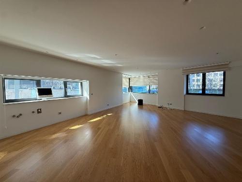 Aviation | Office Spaces | Immediate access to the metro and business area 3