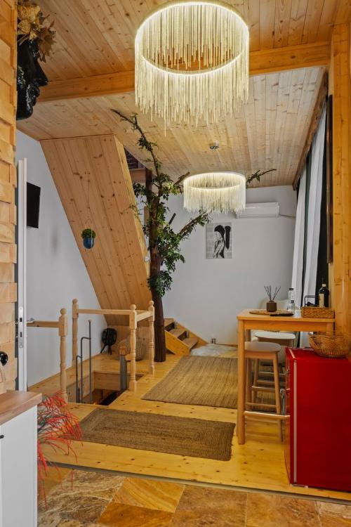 Casă boemă restaurată – ideală pentru locuire sau Airbnb 7