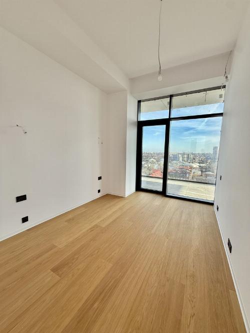 Etaj 13 | Tavane 3.5 m | Terasă generoasă | Vedere Lacul Floreasca 7