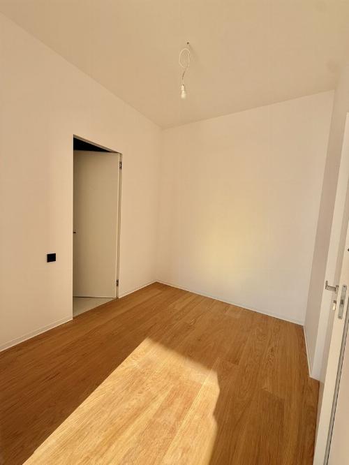 Etaj 13 | Tavane 3.5 m | Terasă generoasă | Vedere Lacul Floreasca 9