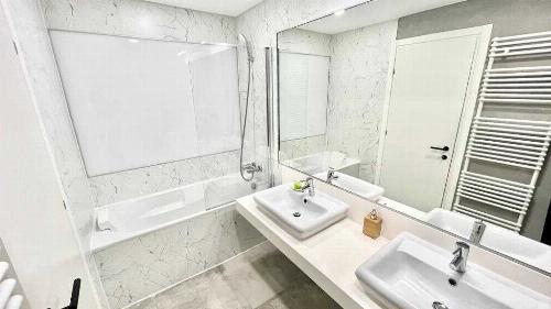 Apartment Rental UPGROUND | 3 rooms 87sqm | Pipera Metro 8