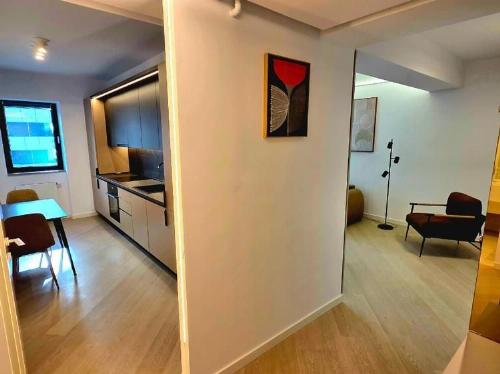 Apartament 2 camere Cortina North- bucătărie separată 9