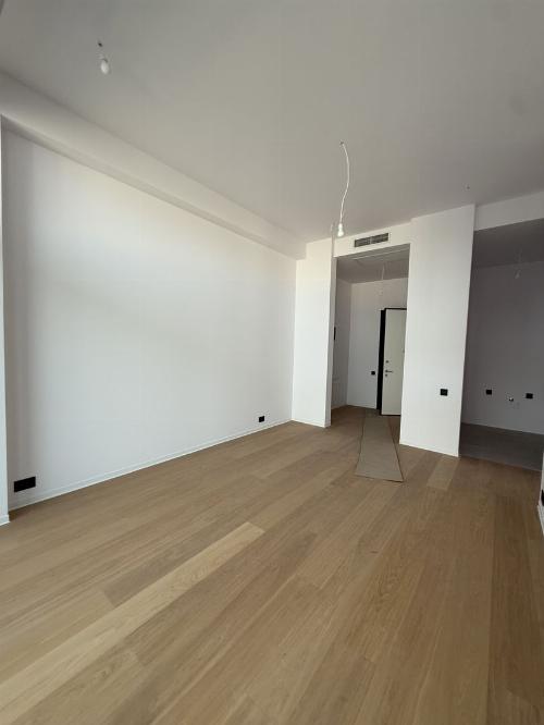 Tavane 3.5 m | Terasă 17 mp | One Floreasca Towers | Etaj Superior 5