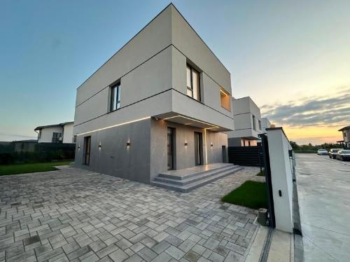 Premium Individual Villa 5min from Iancu Nicolae Pipera 4