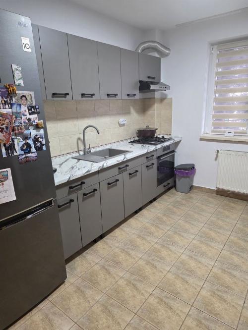 Vilă de închiriat în complex rezidențial | 4 camere | Curte proprie | 1