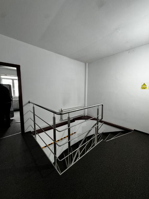 Cladire individuala, Stefan cel Mare – Eminescu. Ideal birou, clinica 9