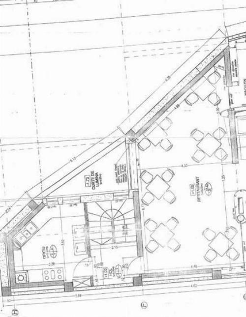 Restaurant de închiriat- Piața Romană 6