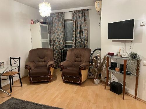 Modern Studio with Own Central | Planorama – Mrs. Ghica | 9th Floor 3