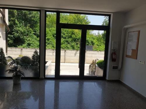 3 rooms Straulesti – German School/PETROM headquarters 7